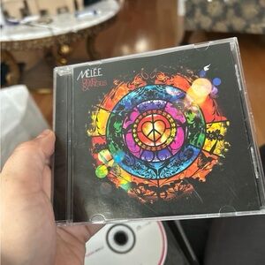 Hot Topic Melee CD with Vibrant Colors